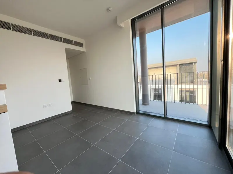 New twin villa with maid’s room in June